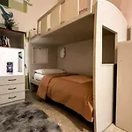 Sina Rent Vandrarhem Rom