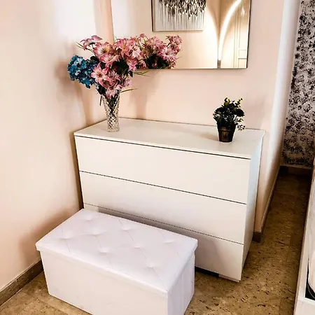 Sina Rent * روما