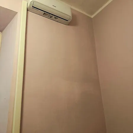 Sina Rent * روما